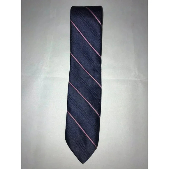 VTG Manhattan Blue Pink Striped Made in USA Men's Classic Neck Tie - Picture 1 of 4